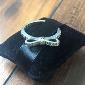 Pandora ring